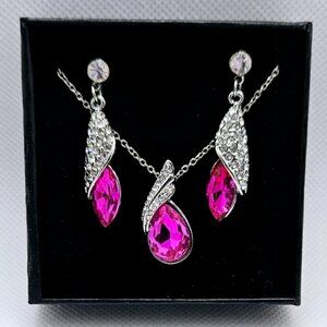Beautiful 18K -White GF(GoldFilled) Pure Pink Mystic Topaz Necklace and …